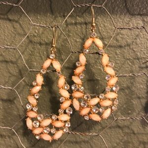 Peaches and cream earrings 🍑😍🍑